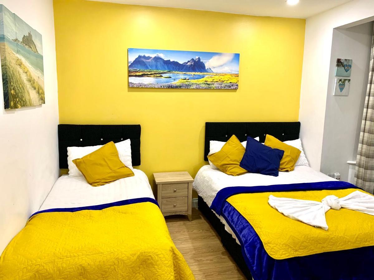 London 2 Bedroom Apartment, Kitchen, Reception And Private Garden Esterno foto